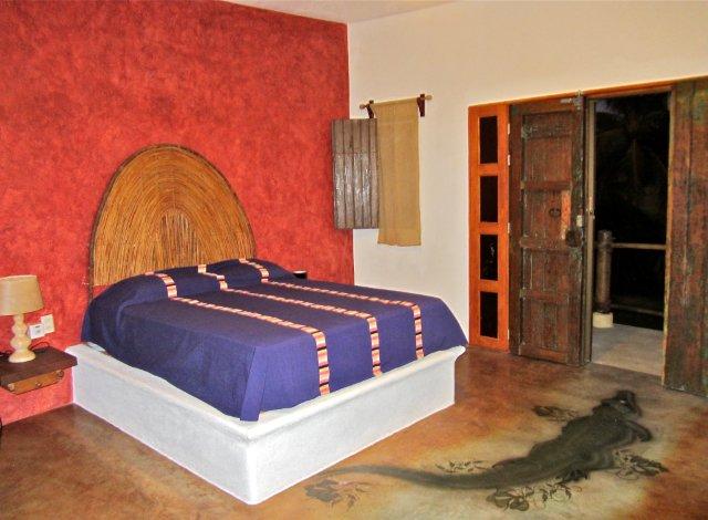 XOCHI22BedroomQueenSizeCasaHaciendaTropical (49K)