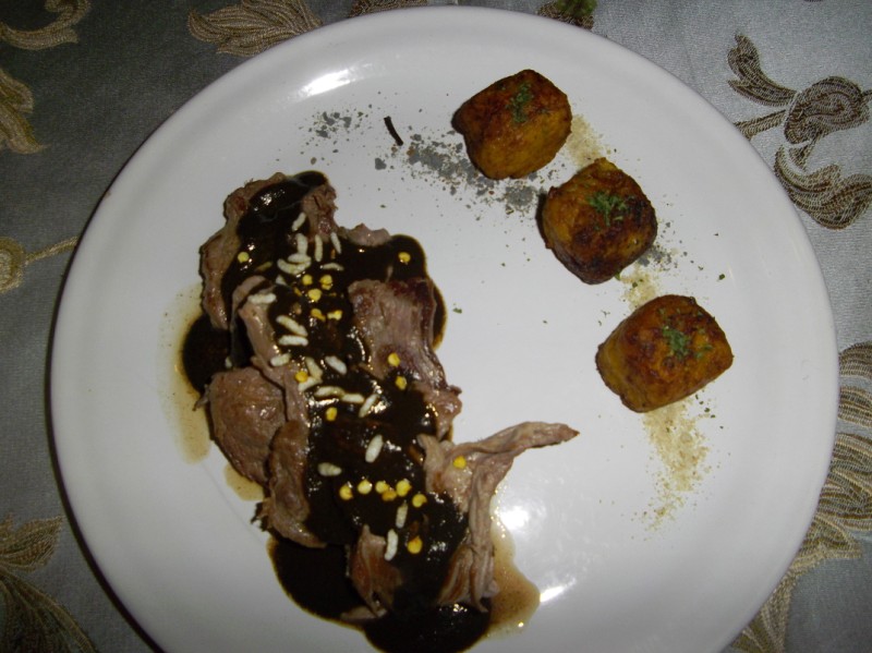 NOCHESMAGICASfood1 (105K)